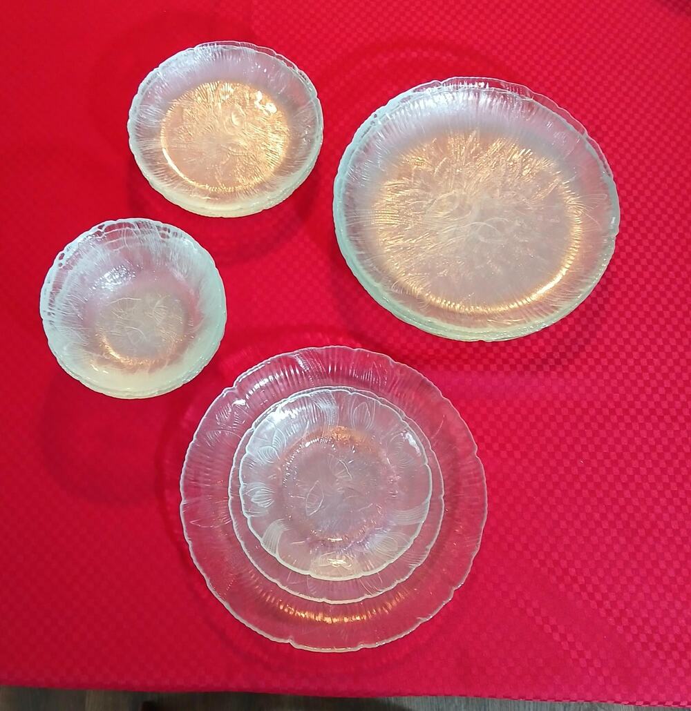 Vintage Arcoroc Canterbury Pressed Glass - 18 Piece Dinner Set for 6 people
